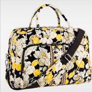 🚫SOLD🚫 Vera Bradley Weekender